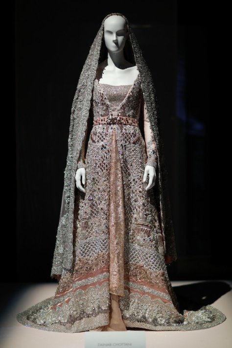 Zainab Chottani's #Swarovski marvel for Sparkling Couture Infinity Exhibition 